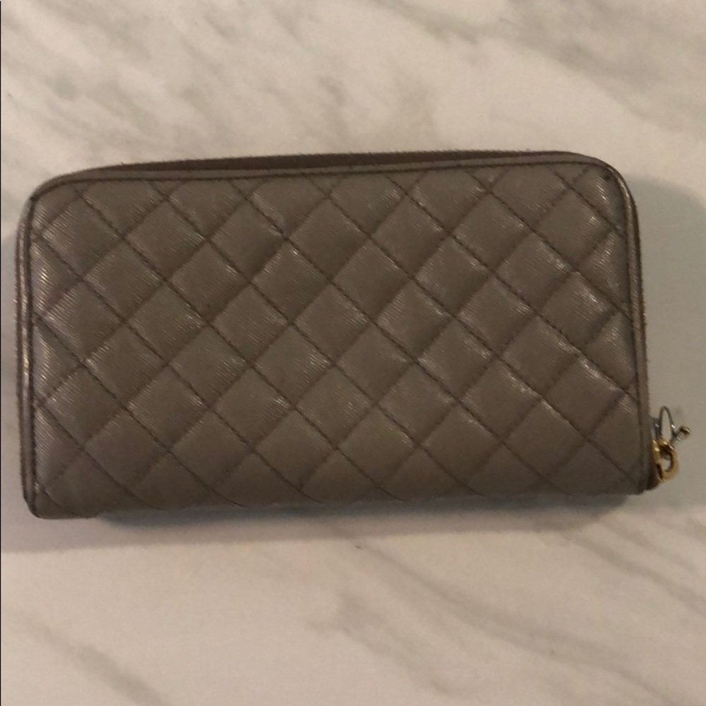 Prada wallet - Picture 2 of 4